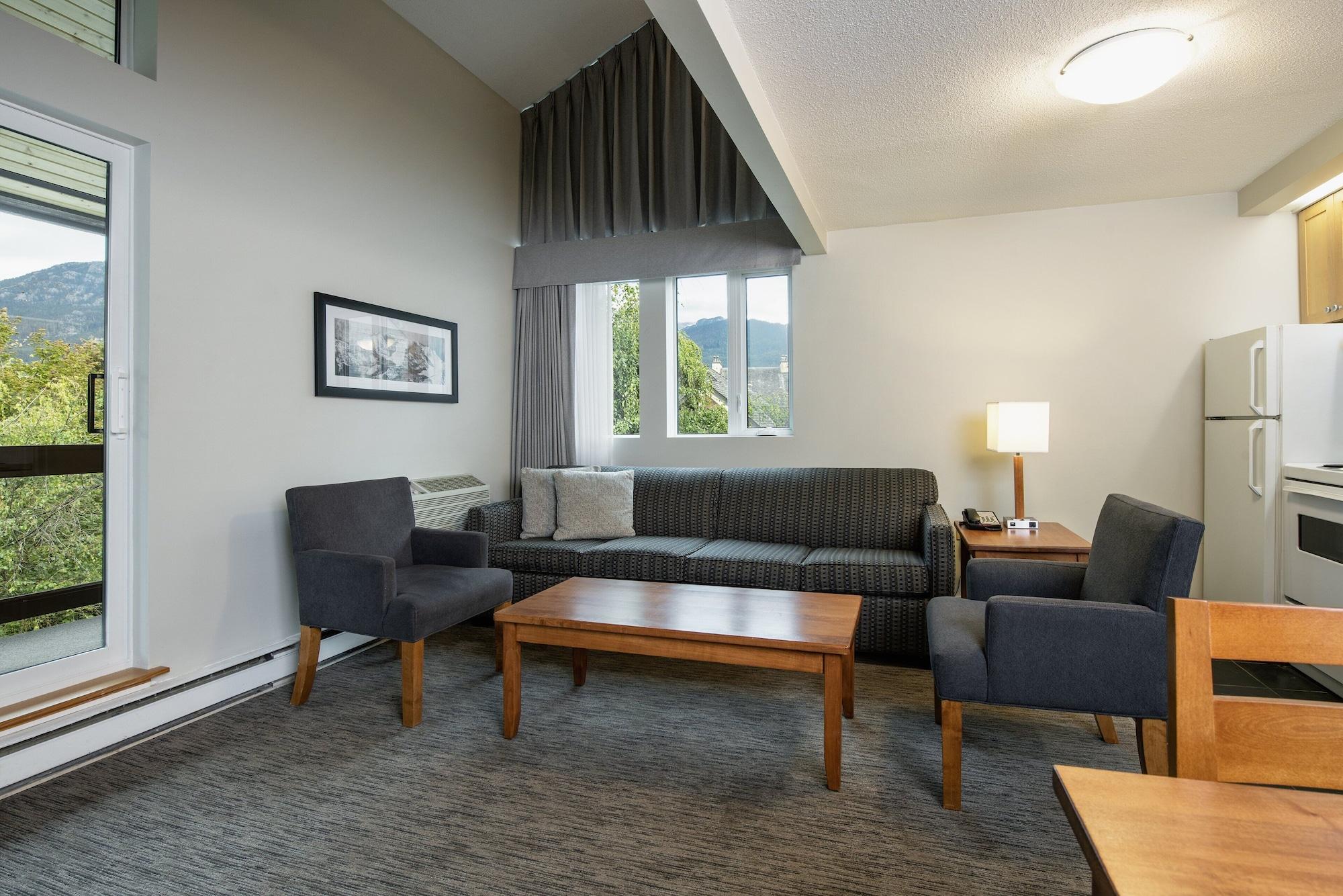 Whistler Village Inn & Suites Extérieur photo