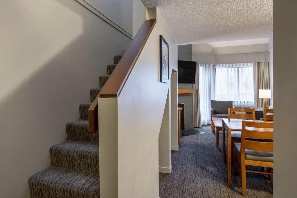 Whistler Village Inn & Suites Facilités photo