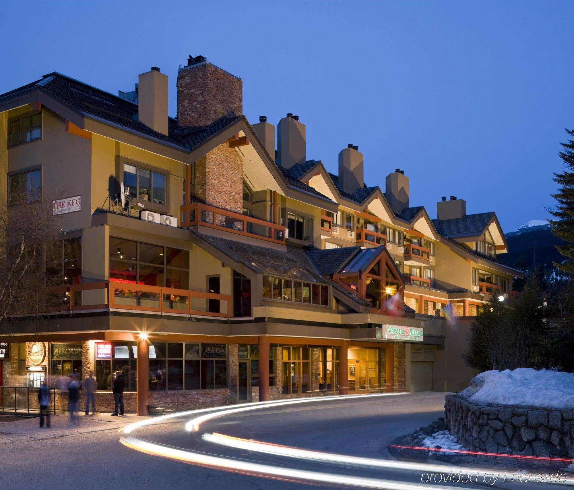 Whistler Village Inn & Suites Extérieur photo