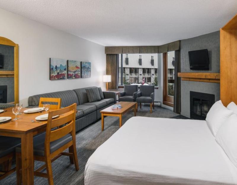 Whistler Village Inn & Suites Extérieur photo